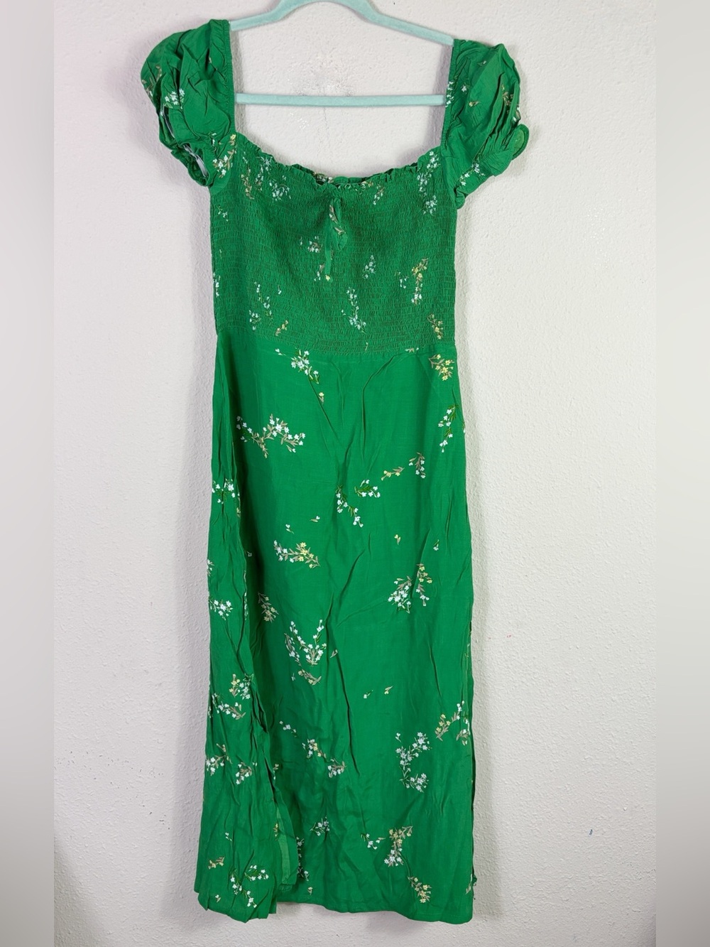 Faithfull The Brand Myrtille Midi Smocked Dress Green Floral w/ side slits sz 6 - Picture 3 of 11